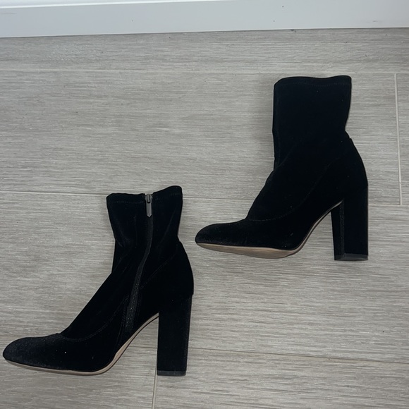 Sam Edelman Calexa Black Velvet Bootie - Picture 3 of 4